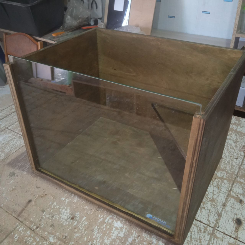 Террариум из березовой фанеры