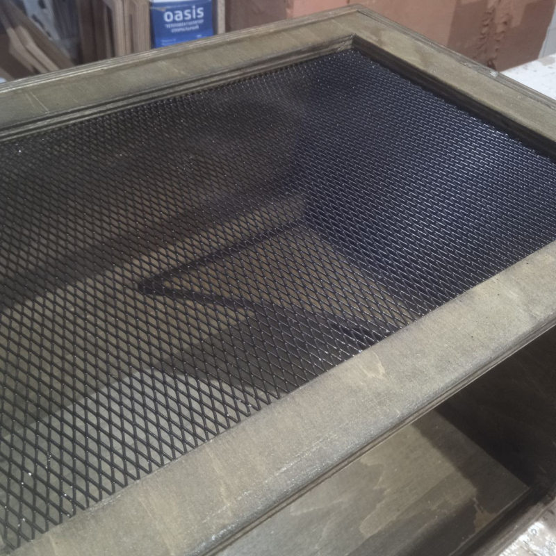 Террариум из берёзовой фанеры