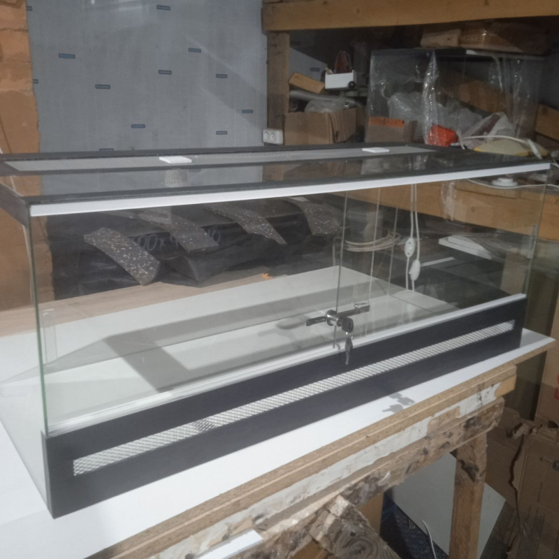 Террариум для агамы Террариум для агамы