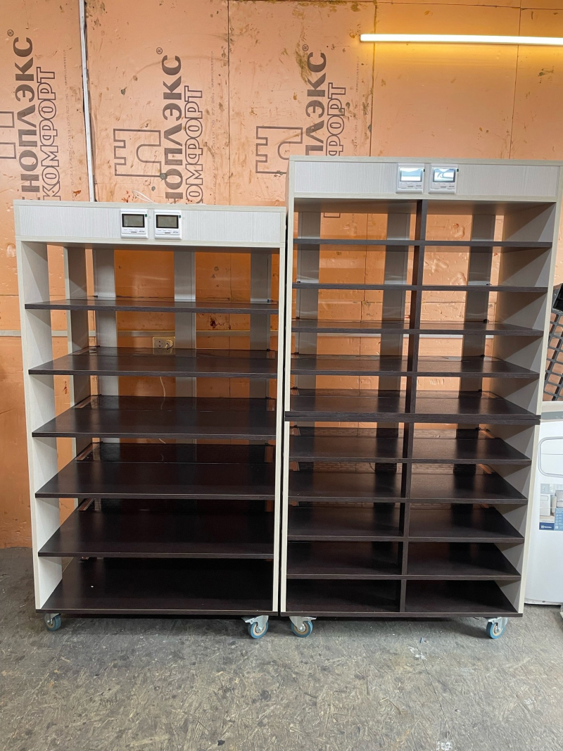 Террариумы и террариумные стойки, стеллажи