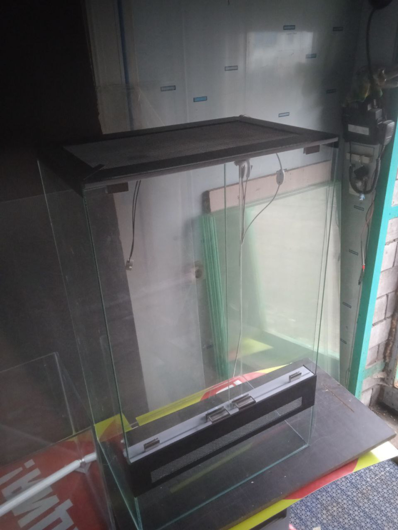 Террариум для хамелеона